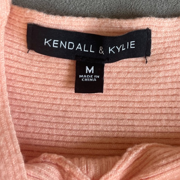 Soft crop top for summer! - Picture 2 of 2